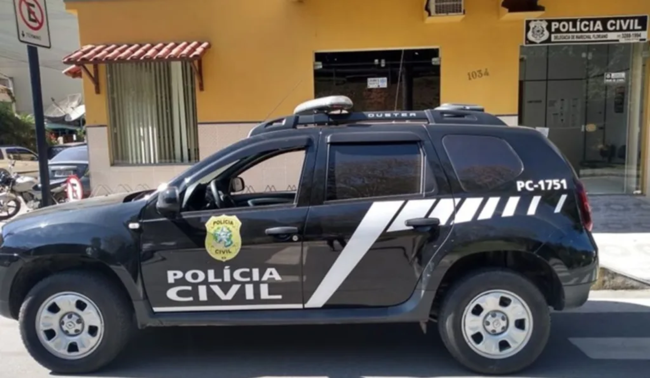 Viatura da Polícia Civil