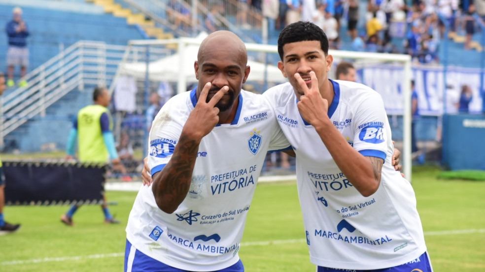Copa ES: Vitória x Rio Branco de Venda Nova. Salvador Costa.