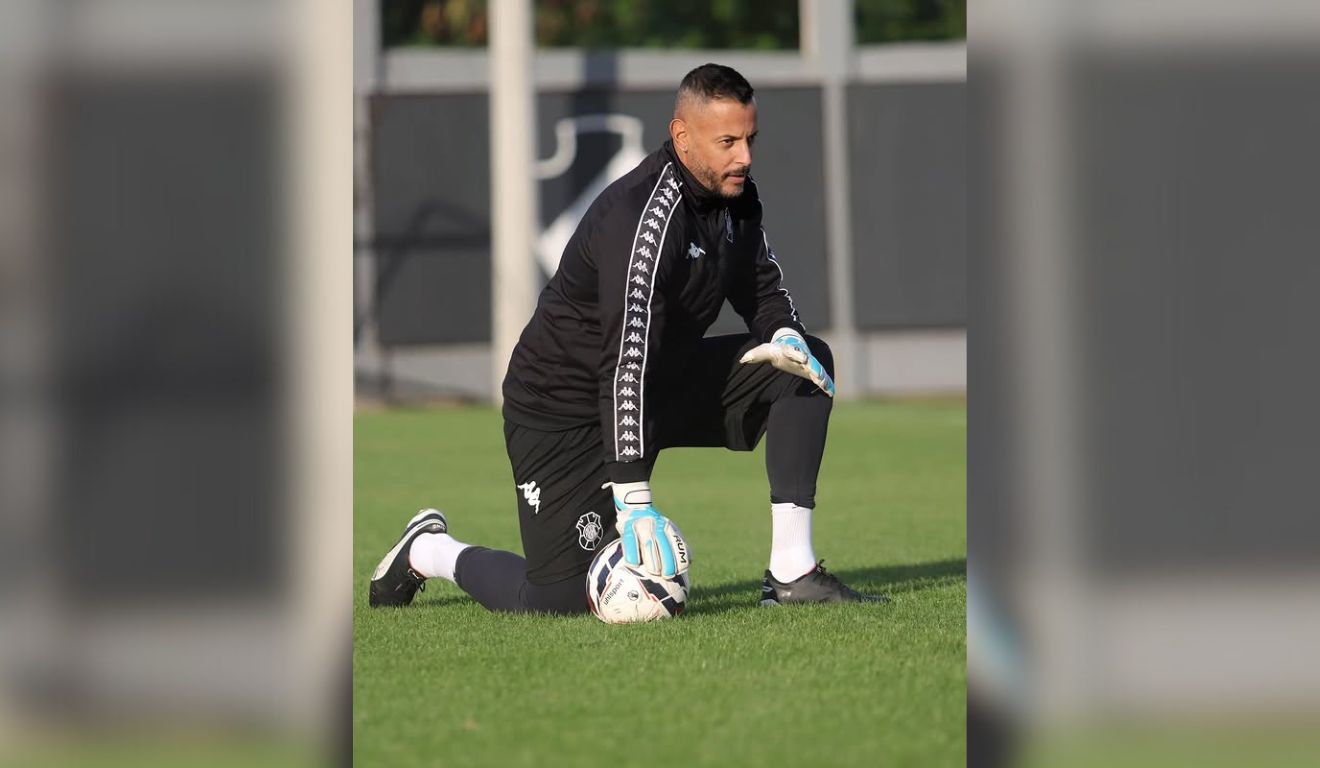 Goleiro Fernando Henrique no treino do Rio Branco Goleiro Fernando Henrique no treino do Rio Branco