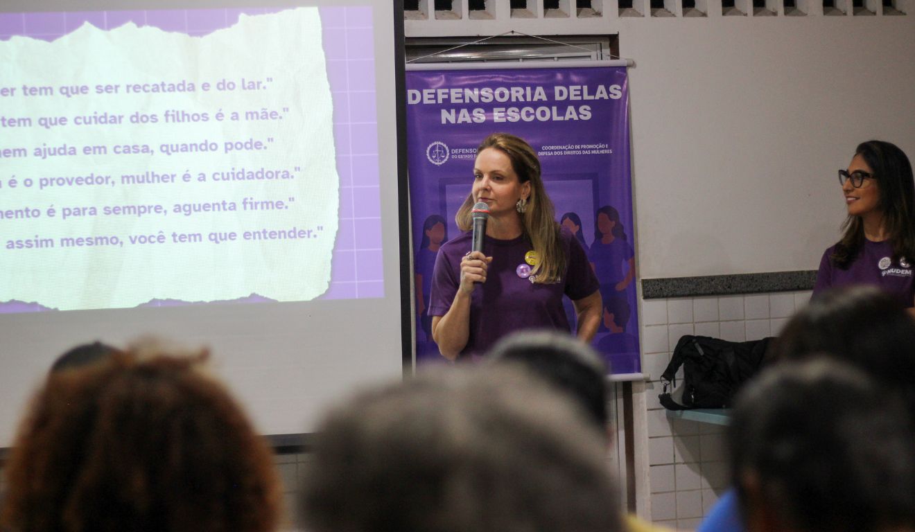 Defensoria DELAS nas Escolas