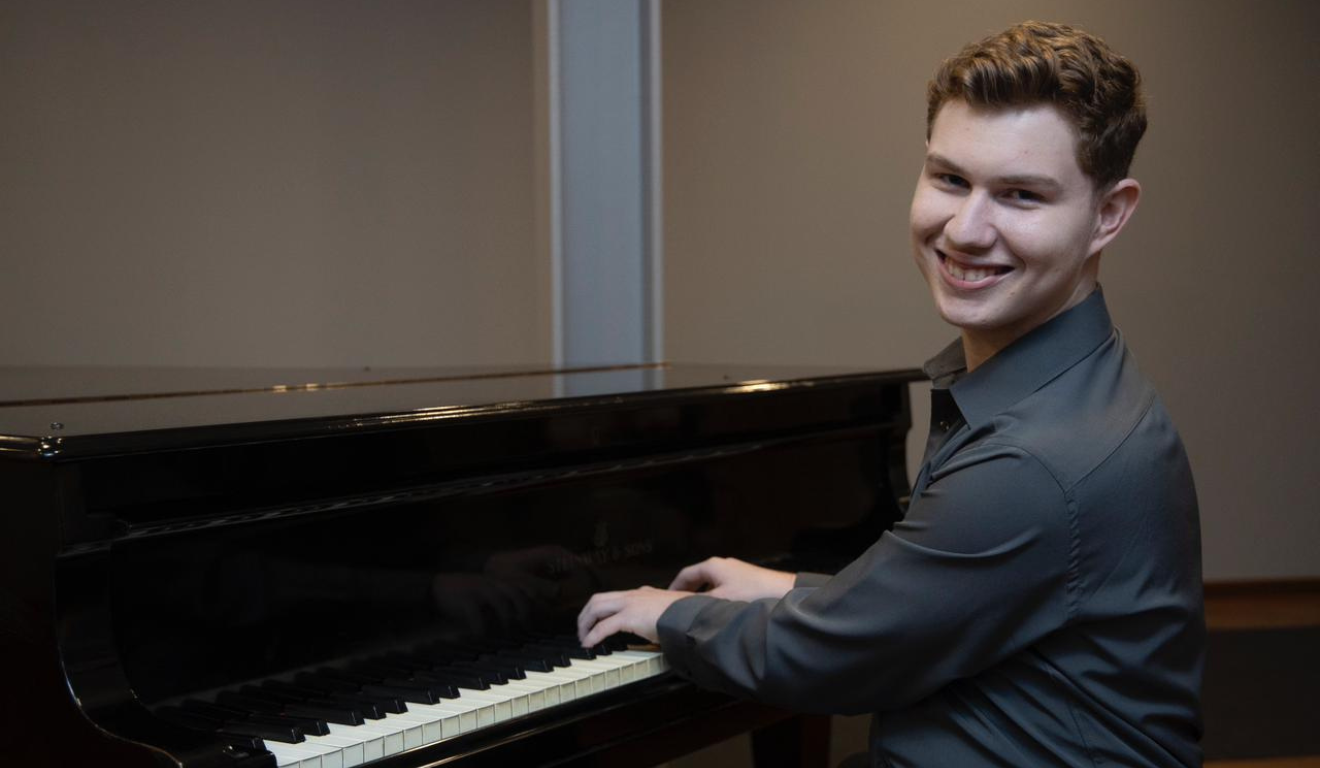 Estêvão Medeiros Gomes apresentou os 27 Estudos de Chopin (Foto: Acervo pessoal)