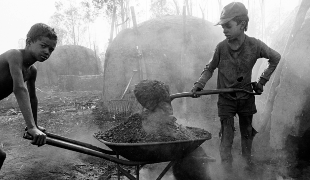 Exposição sobre escravidão contemporânea