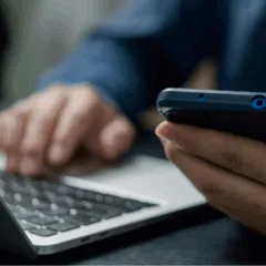 Celular e computador