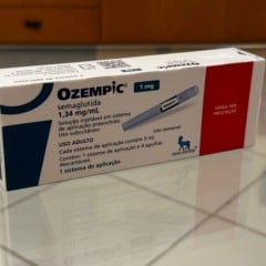 Imagem mostra a caneta emagrecedora Ozempic (semaglutida), usada para emagrecer (Foto: Pedro Permuy)