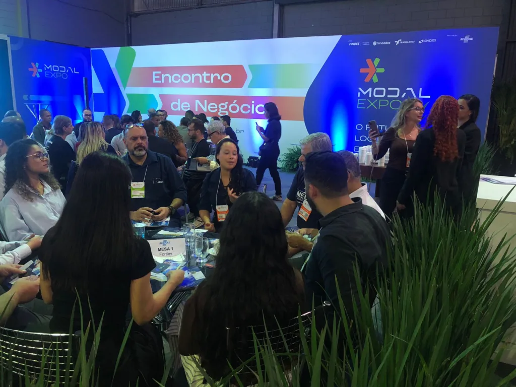 A rodada de negócios da Expo-modal teve participação de empresas e fornecedores de serviços de logística e foi coordenada pelo Sebrae-ES. Crédito: Edu Kopernick