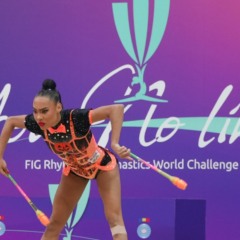 Geovanna Santos na etapa de Cluj-Napoca da Copa do Mundo de Ginástica Rítmica
