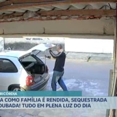 Roubo em Viana deixa vendedor de joias e filhos em pânico
