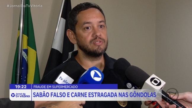 Supermercado em Cariacica é alvo de operação e apreensão de produtos