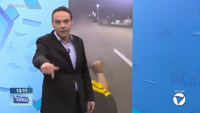 Adolescente de 14 anos desafia leis de trânsito em Viana
