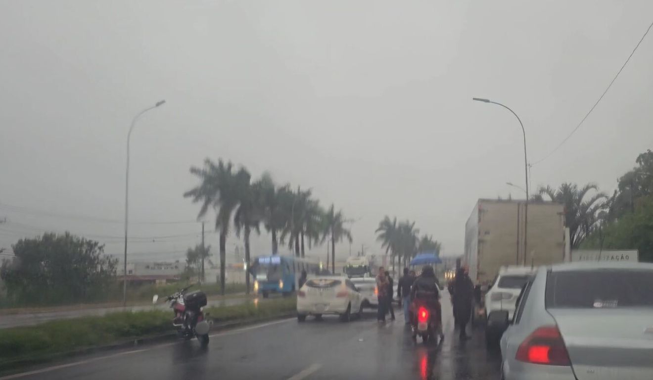 adolescente morre atropelado em engavetamento