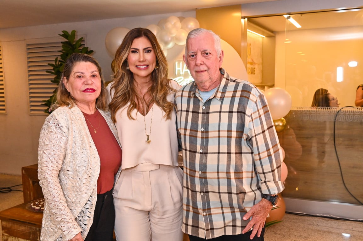 Médica dermatologista Patrícia Friço faz aniversário em Vila Velha (Foto: Cloves Louzada)