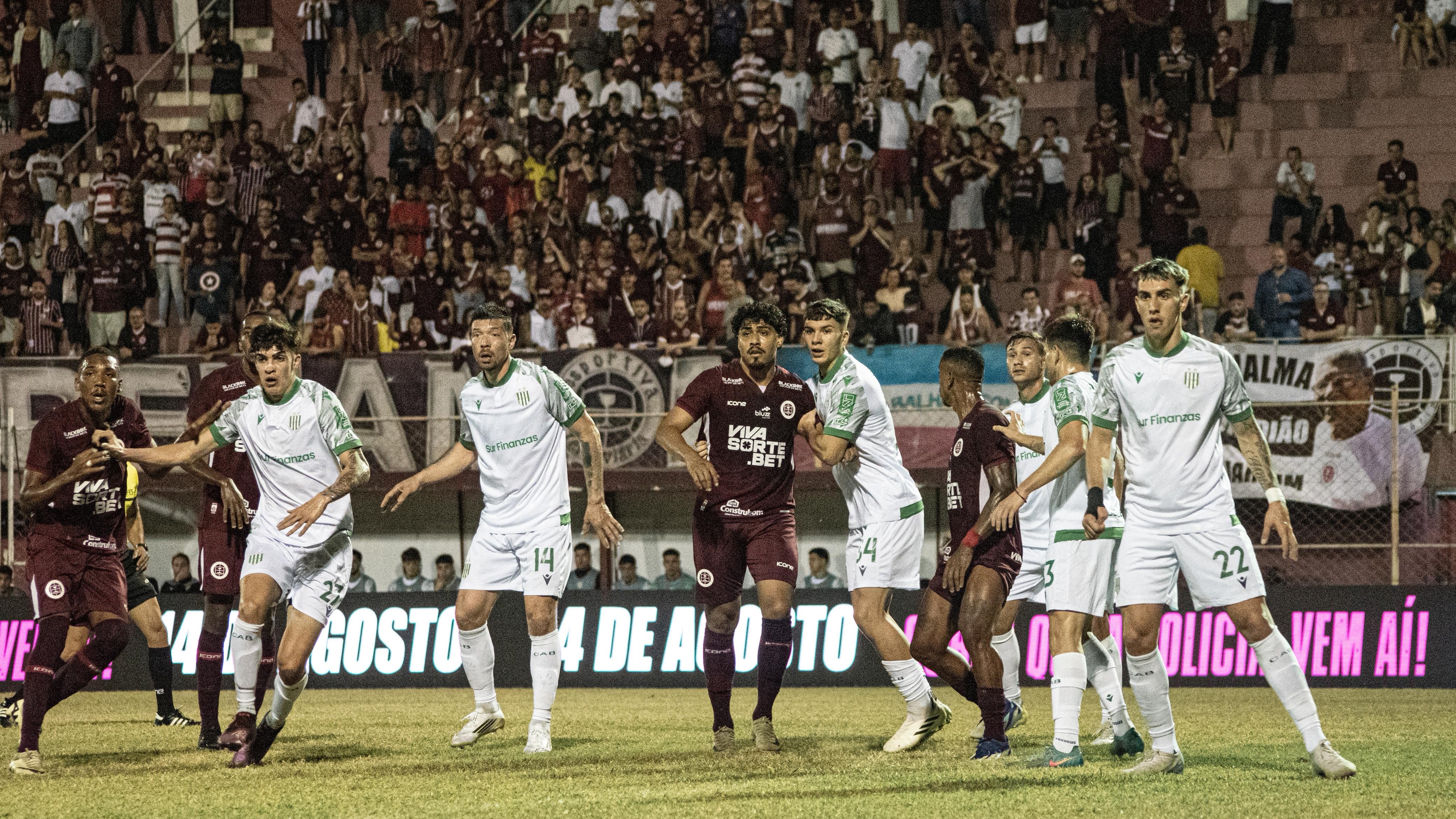 Vitória Cup: Desportiva x Banfield. Engenheiro Araripe
