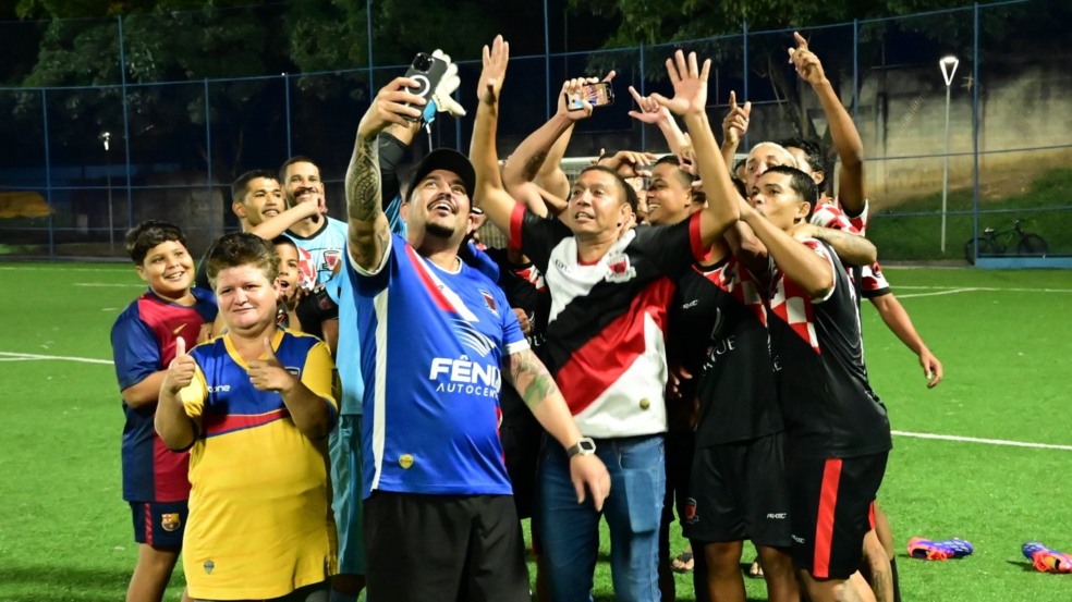 Copa Vitória das Comunidades: Cruz Azul x Galáticos Copa Vitória das Comunidades: Cruz Azul x Galáticos