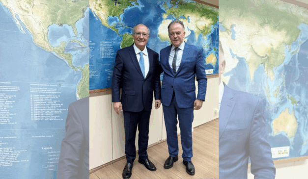 Em Brasília, Casagrande se encontrou com Alckmin para saber como país vai negociar com os EUA. Crédito: Divulgação/Governo do ES