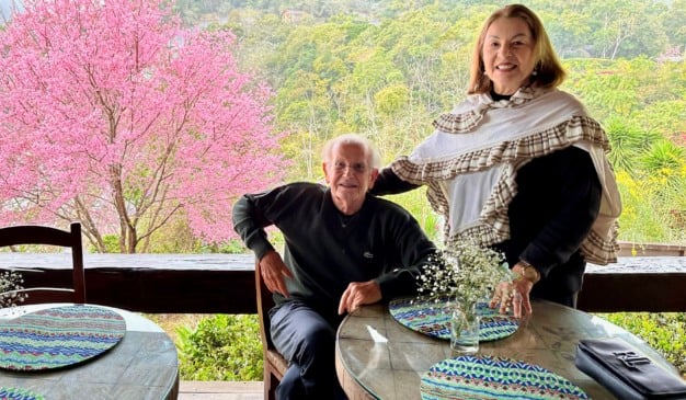 Regina e Henrique Tommasi comemoram 58 anos de casados no frio gostoso de Pedra Azul