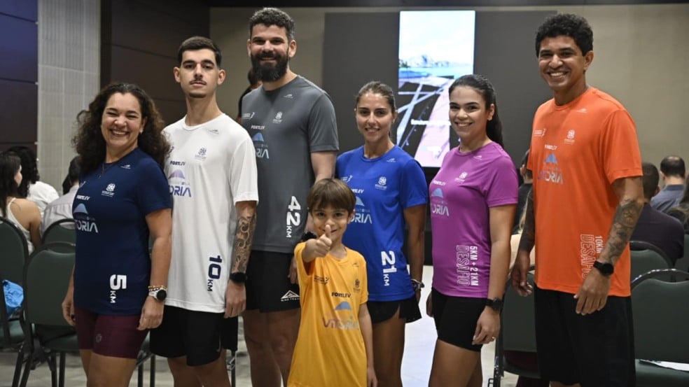 Lançamento da Maratona de Vitória. Kits dos competidores