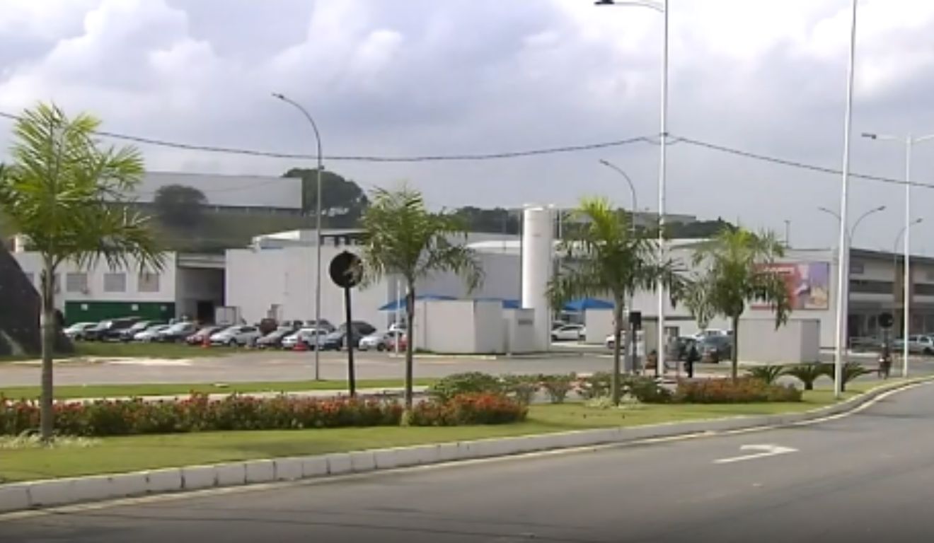Menina abusada sexualmente supermercado Viana