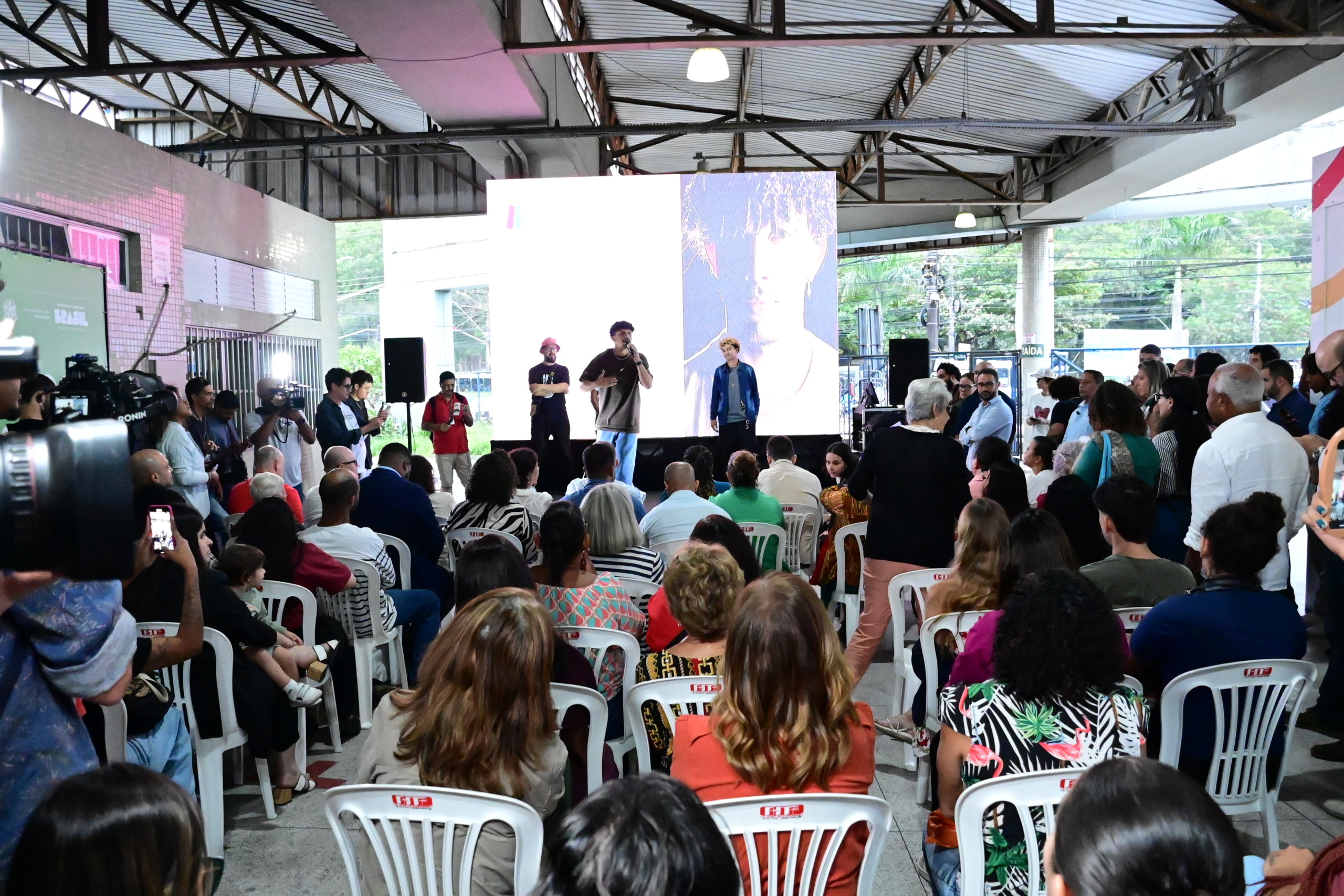 Visita da Ministra da Cultura Margareth Menezes
