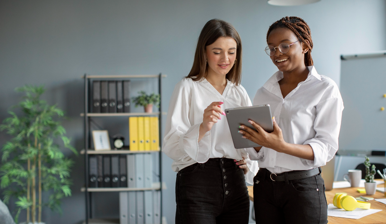 No Brasil, a proposta é fortalecer o empreendedorismo feminino. Foto: Freepik