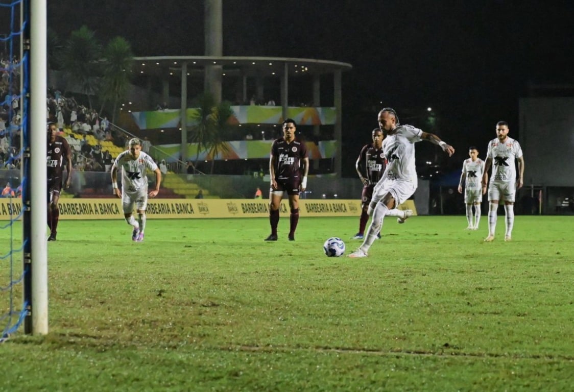 Desportiva x Santos. Kleber Andrade.