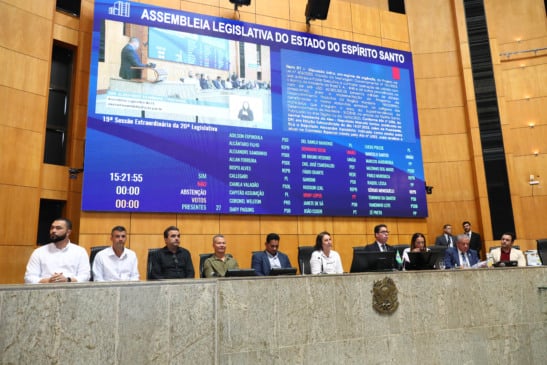 Prefeitos participam de sessão da Ales (foto: Ellen Campanharo/Ales)