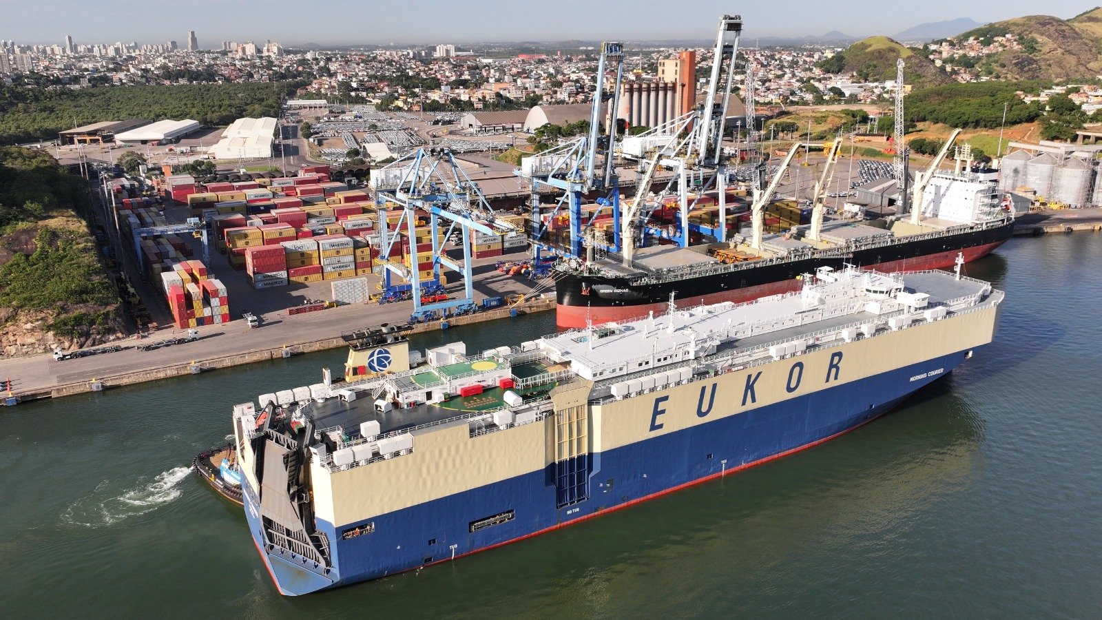 Porto de Capuaba importação e porto de Vitória