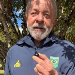 Presidente Lula come jabuticaba