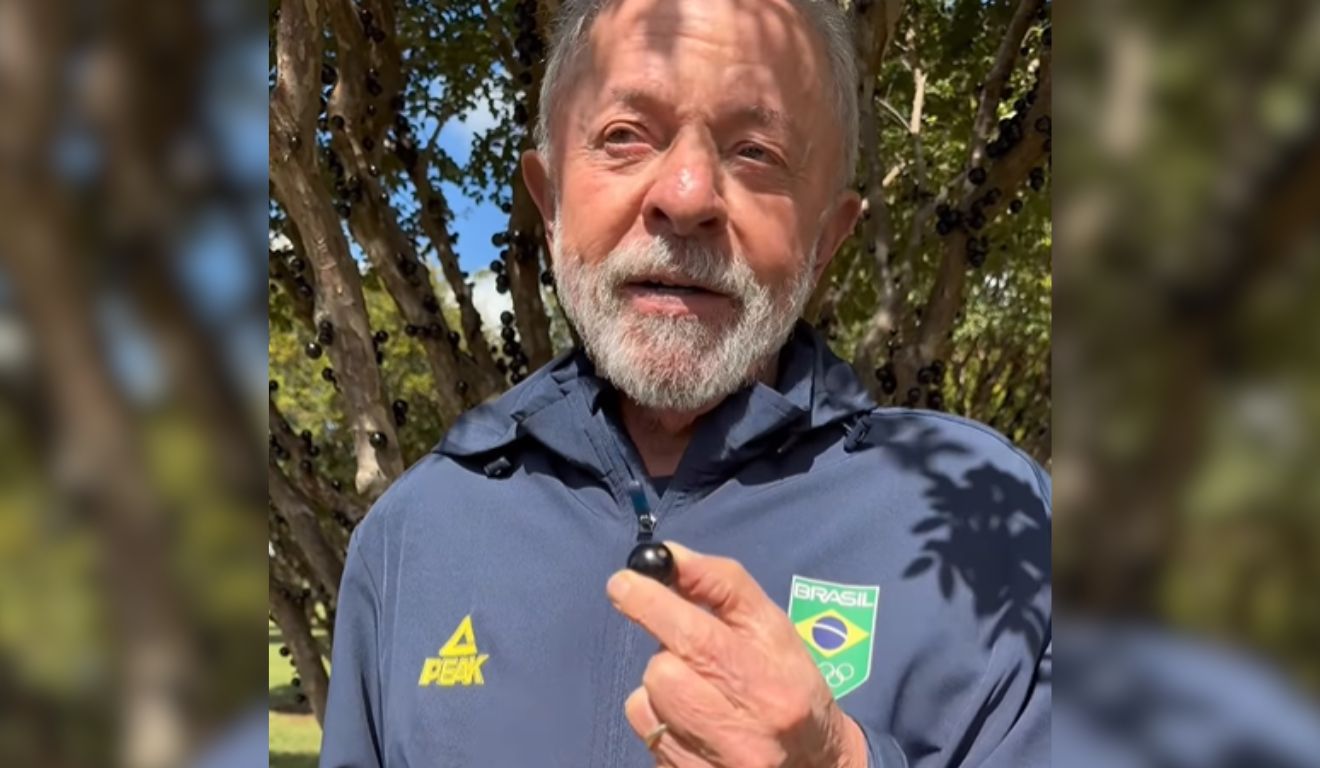 Presidente Lula come jabuticaba