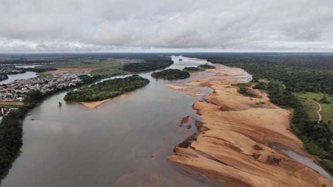 Rio doce imagens aéreas em Linhares