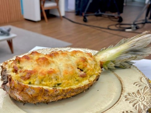 Abacaxi Recheado com Arroz de Porco Cremoso. Foto: Roberta Salgueiro