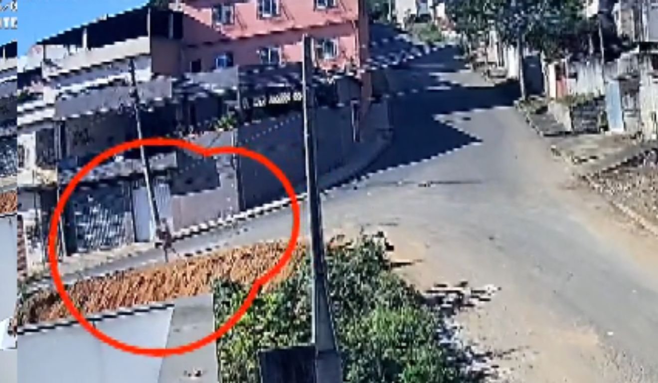 Foto: Câmera de segurança/ Reprodução 
