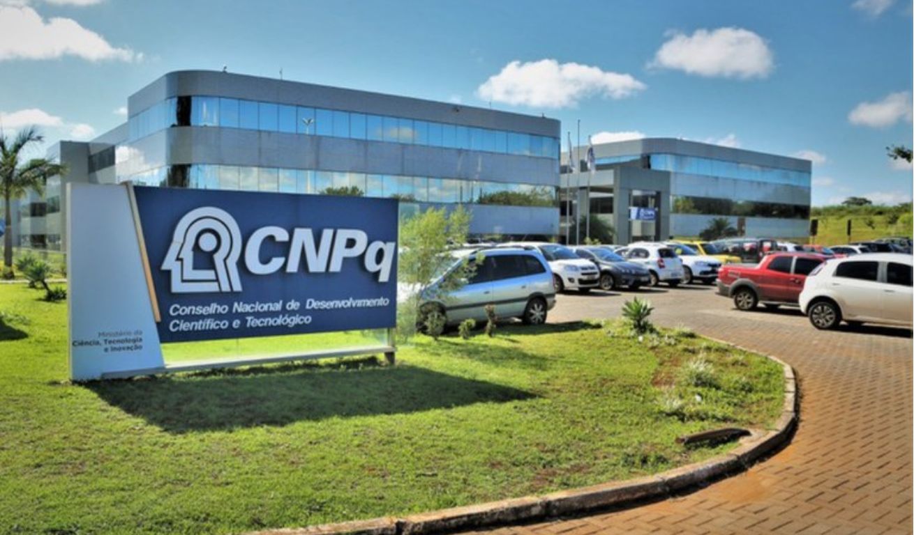 CNPq paga bolsa de doutorado no exterior