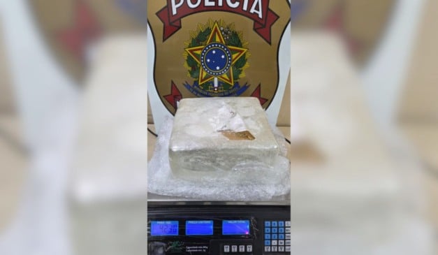 polícia federal apreende cocaína