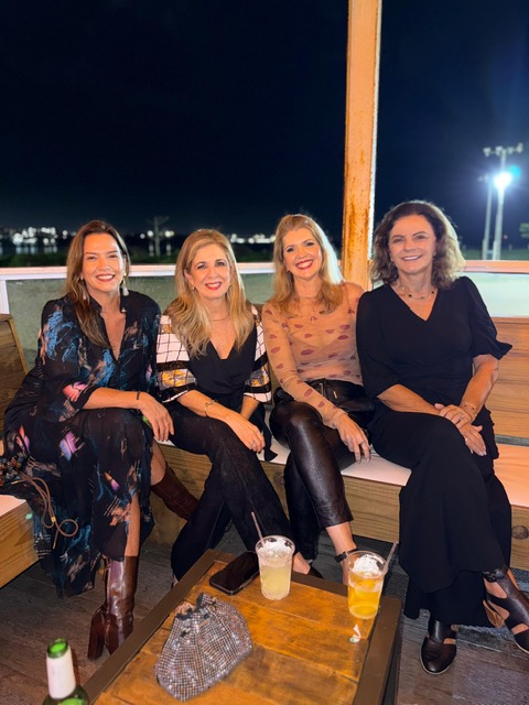 Ludmilla Castello, Claudia Louzada, Luciane Prado e Denize Abaurre 