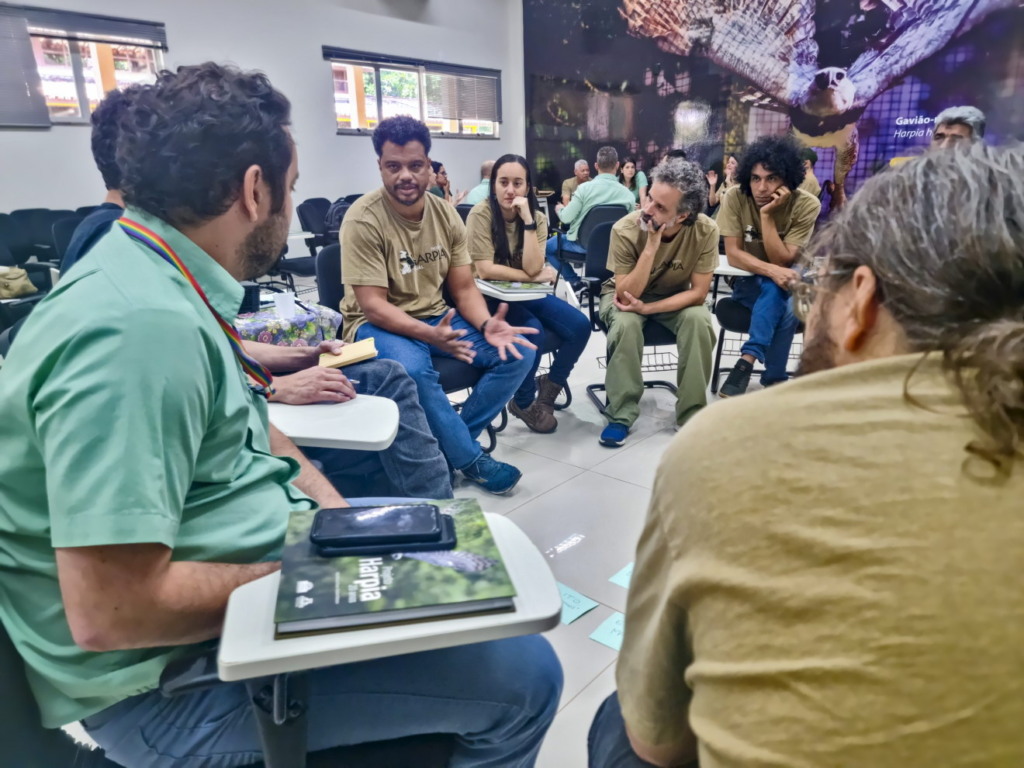  Professor Áureo Banhos participa da elaboração de plano de ação para conservação da harpia