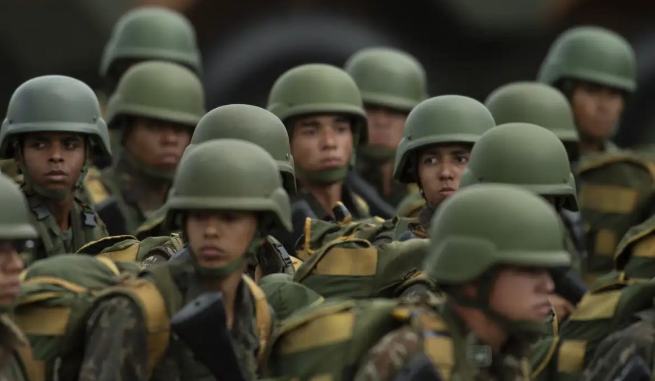soldados exército