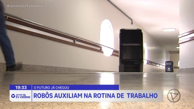 Robôs Rafa e Aloha melhoram eficiência em hospital e restaurante