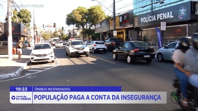 Mais ônibus são incendiados em Vitória