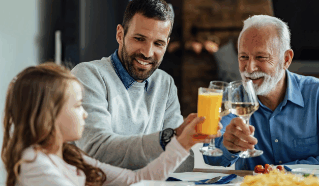 O almoço deve ser o principal momento de movimento nos estabelecimentos. Foto: Freepik