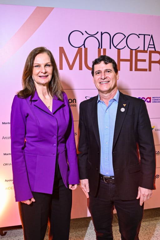 Ana Paula Vescovi e Alecsandro Casassi