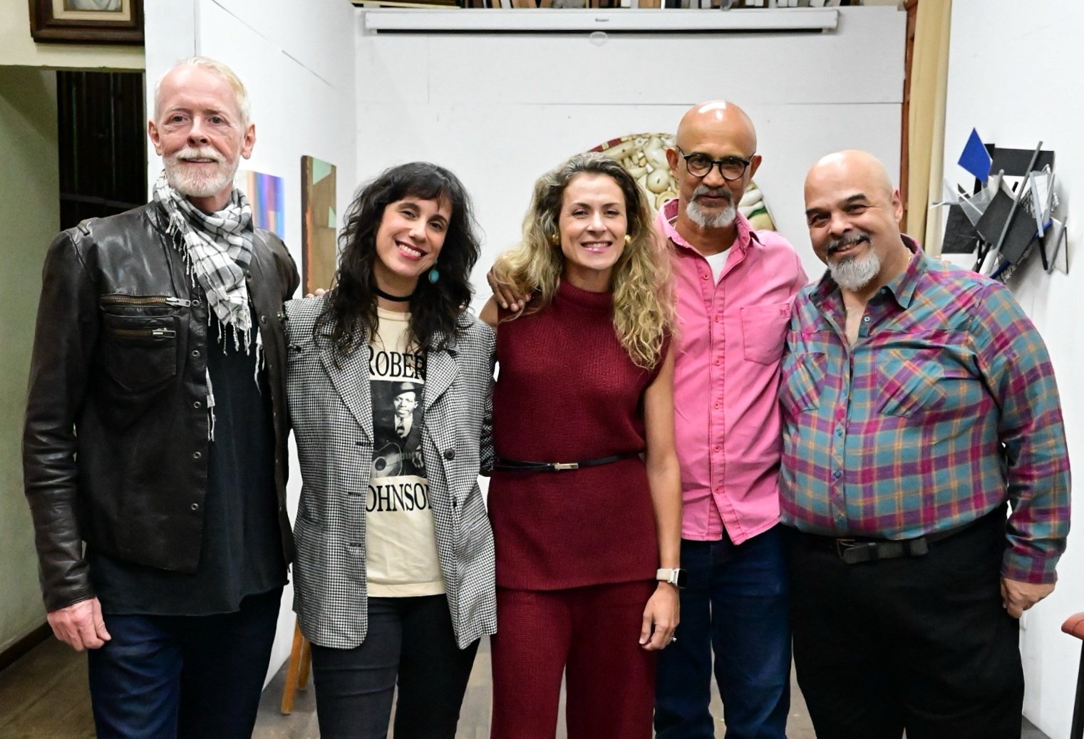 Ateliê Fernando Augusto Coluna arte +