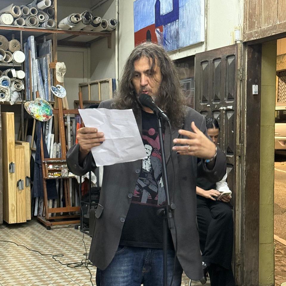 Ateliê Fernando Augusto Coluna arte +
