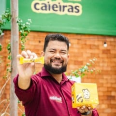 Luciano Cerqueira acredita que pode conseguir mercado nos Estados Unidos e Portugal com os bombons de banana. Crédito: Reprodução de redes sociais