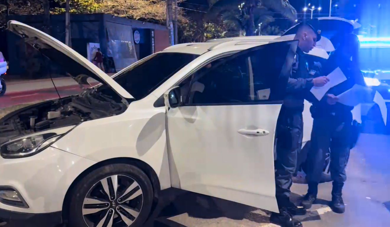 Carro blindado apreendido com Thiago Reis dos Santos, líder do TCP