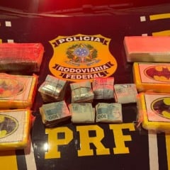 Cocaína com símbolo do Batman é apreendida em carro na BR-101