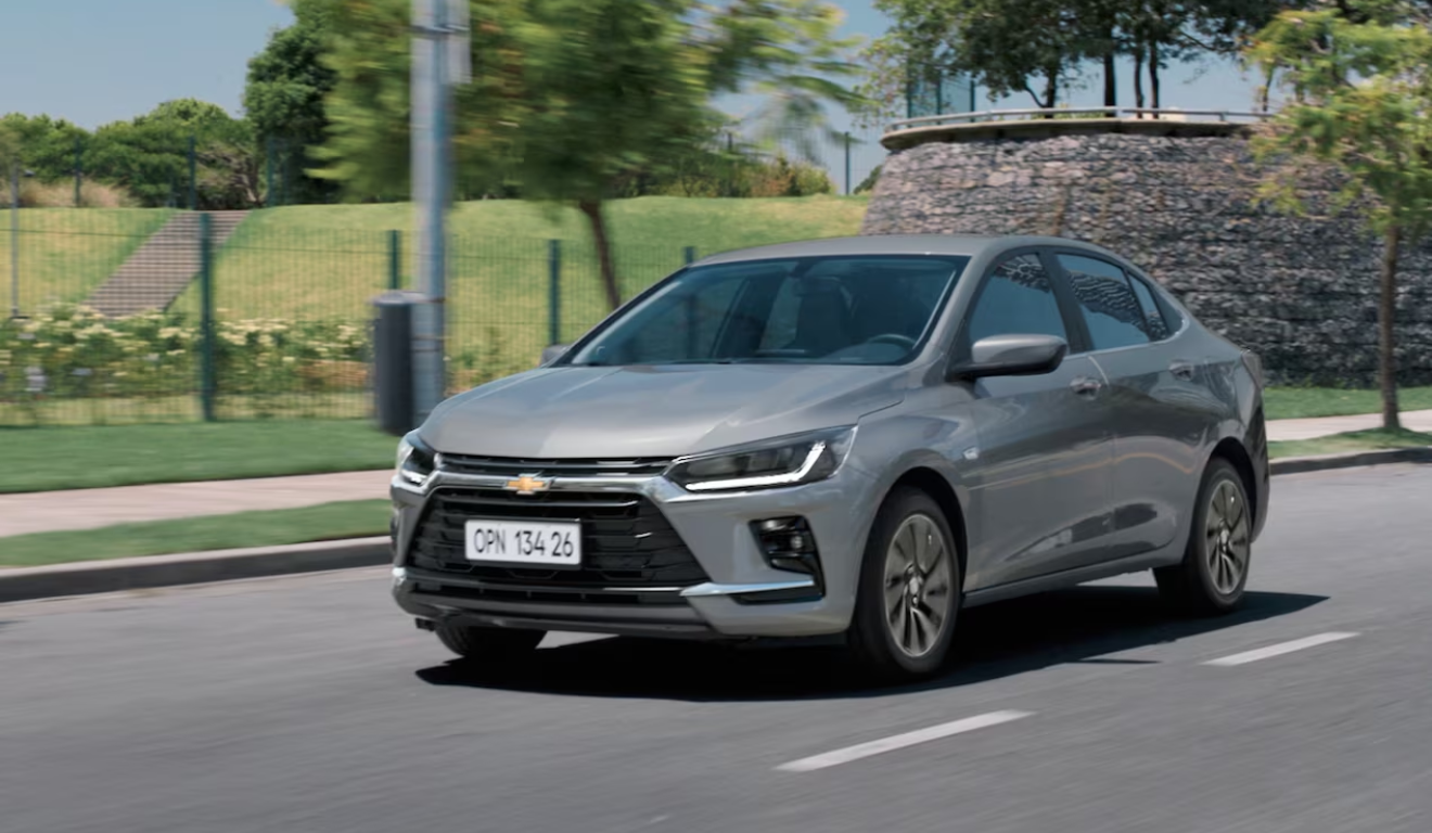 Chevrolet Onix Plus