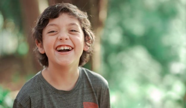 Criança sorrindo