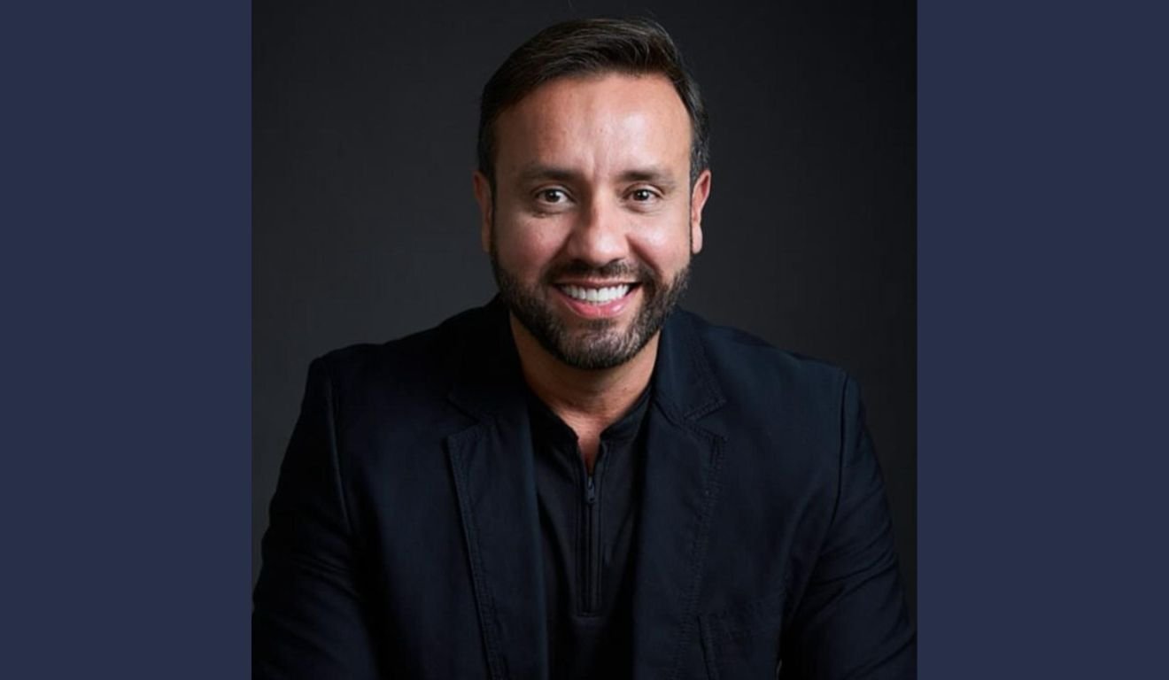 Cristiano Tavares coordenador de Recursos Humanos da Ecovias 101