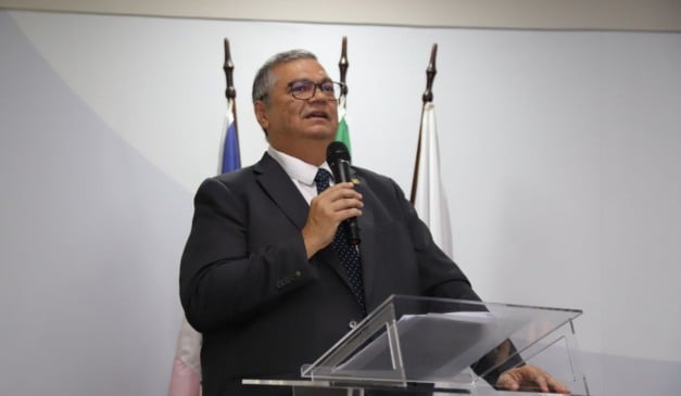 Flávio Dino no ES