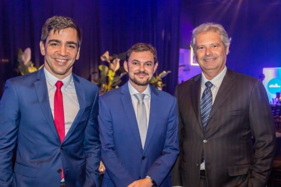 Transparência pública, turismo e exportação são pilares do ES em Ação